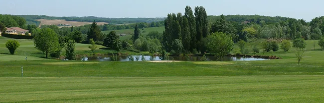 Golf de Villeneuve-sur-Lot course fairway