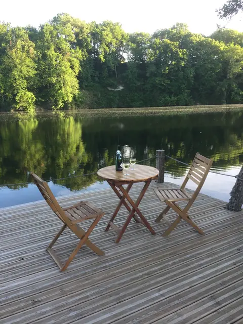 Wine on the pontoon