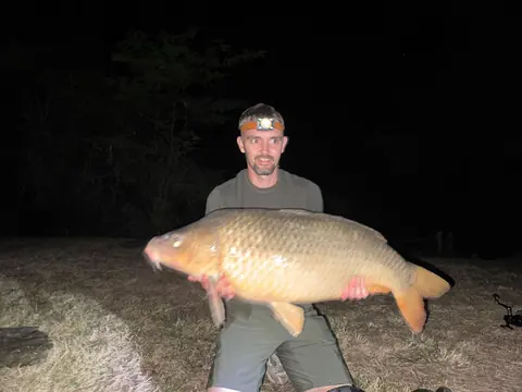 44lb Carp from the Lot River at Lasclottes